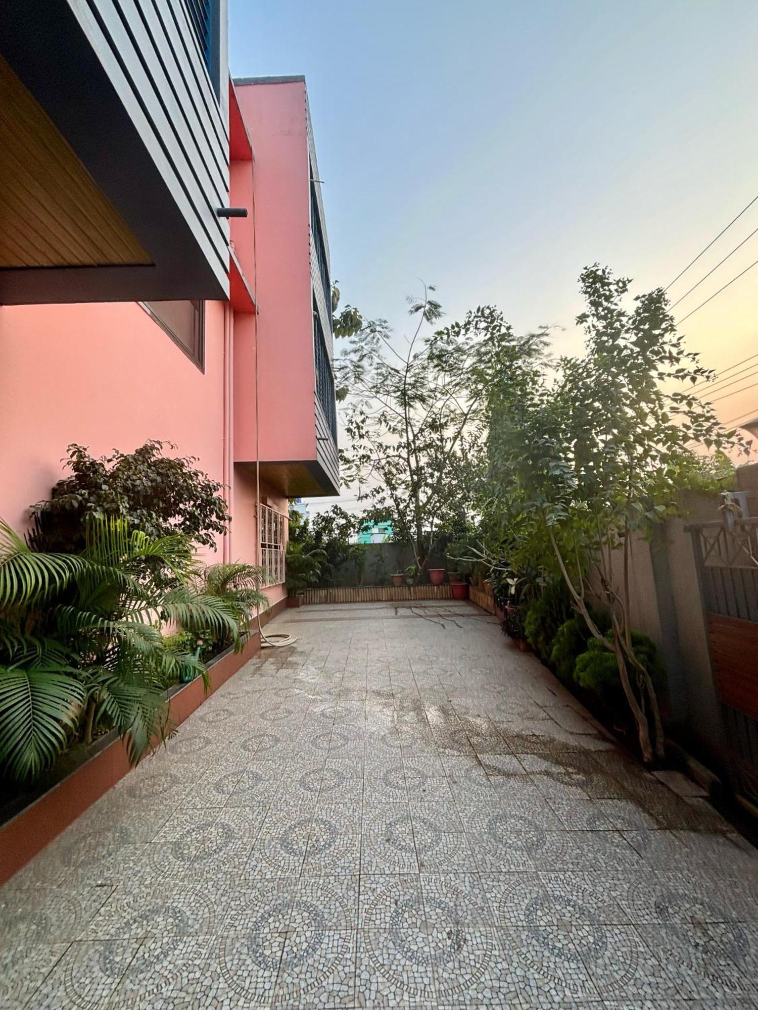 Krishna Shree Guest House Guwahati Dış mekan fotoğraf